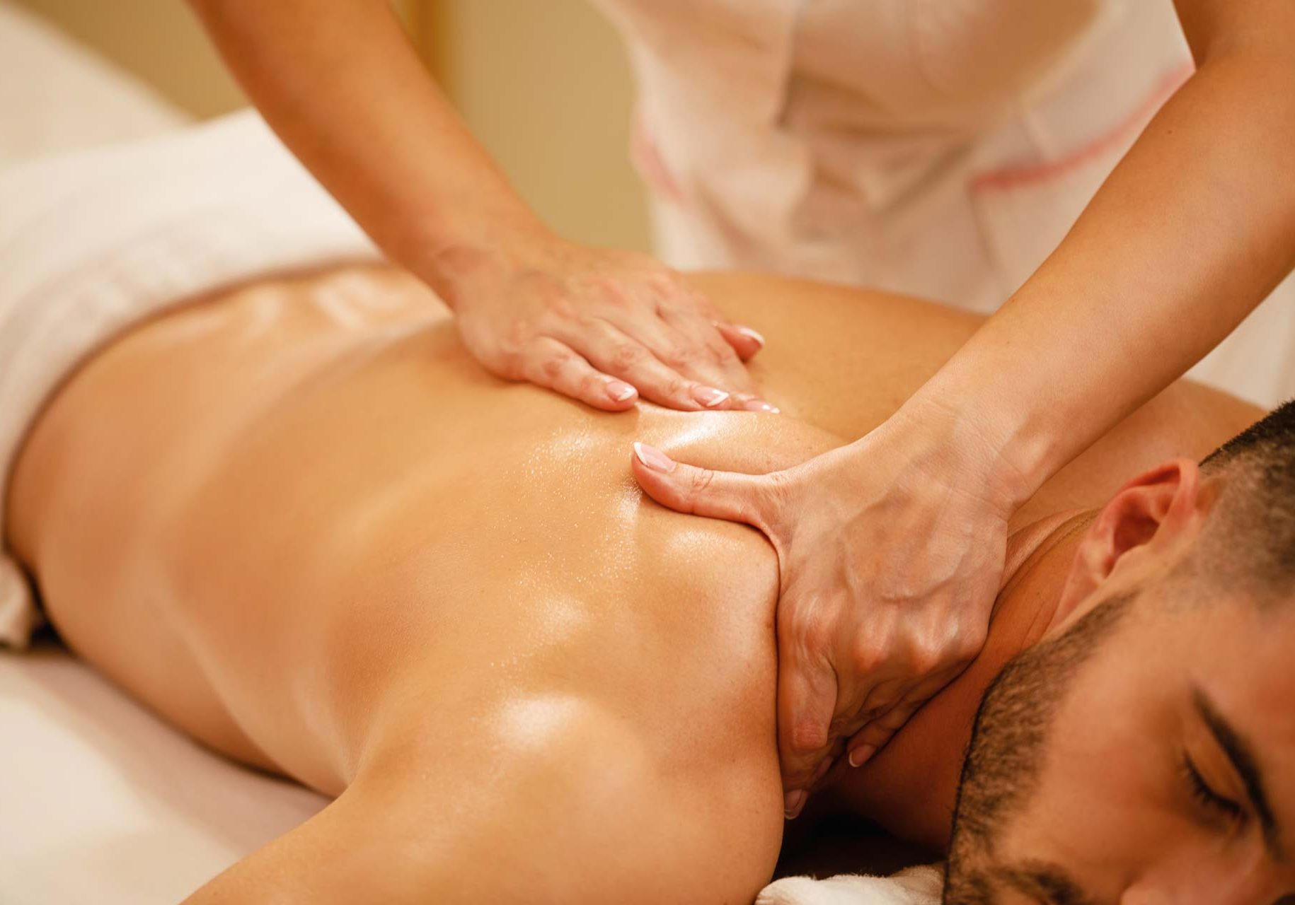 massage homme sportif